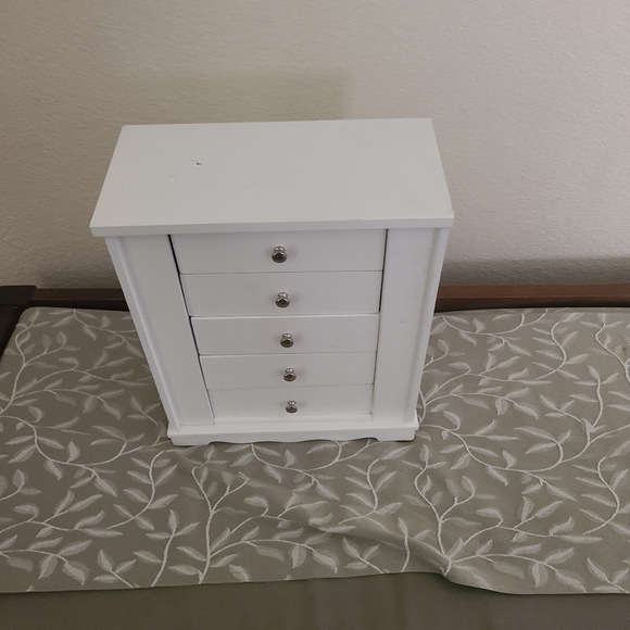 Sold!! - Picture 7 of 8